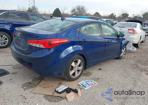 2013 Hyundai Elantra Gls/Limited z USA, uszkodzony, nr VIN KMHDH4AE4DU560237